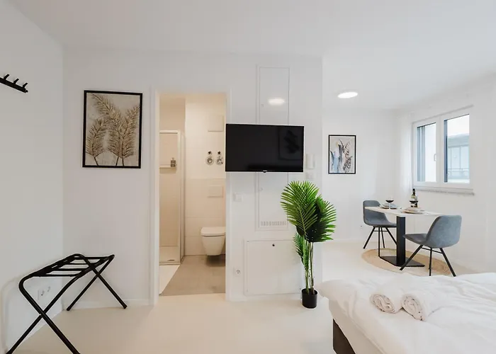 Innsight Appartementhaus - Mit Kuechen Fuer Lang Und Kurzzeitaufenthalte Aparthotel 3*