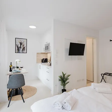 Aparthotel Innsight Appartementhaus - Mit Kuechen Fuer Lang Und Kurzzeitaufenthalte 3*