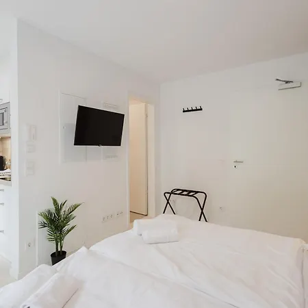 Innsight Appartementhaus - Mit Kuechen Fuer Lang Und Kurzzeitaufenthalte Aparthotel Pasov