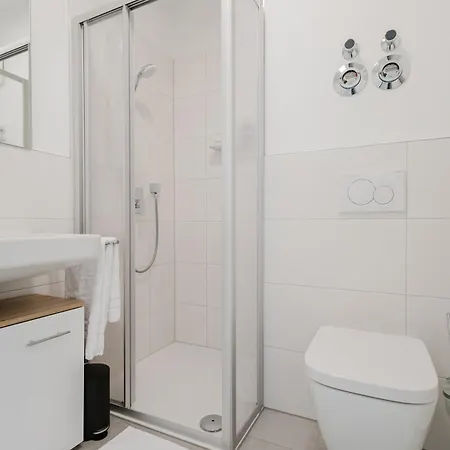 Innsight Appartementhaus - Mit Kuechen Fuer Lang Und Kurzzeitaufenthalte 3* Pasov