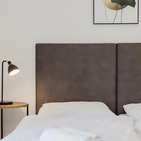 Innsight Appartementhaus - Mit Kuechen Fuer Lang Und Kurzzeitaufenthalte Pasov