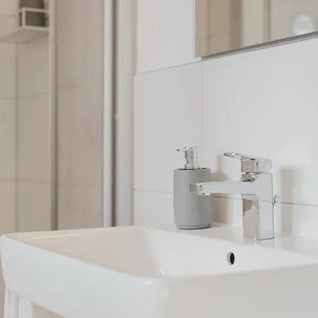 Innsight Appartementhaus - Mit Kuechen Fuer Lang Und Kurzzeitaufenthalte Aparthotel Pasov